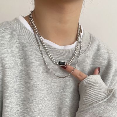 Internet celebrity titanium steel necklace female ins hip-hop double-layer light luxury clavicle chain niche design high-end sweater