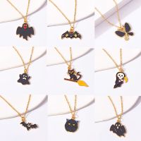 Fashion Black Cat Ghost Bat Butterfly Pendant Halloween Charm Necklace for Couple Party Jewelry New Year Gift Gift Wholesale