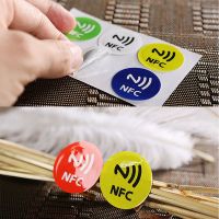 Waterproof PET Material NFC Stickers Smart Adhesive Ntag213 Tags 13.56MHz NTAG203 Adhesive Label NXP Support Android TV Remote Controllers