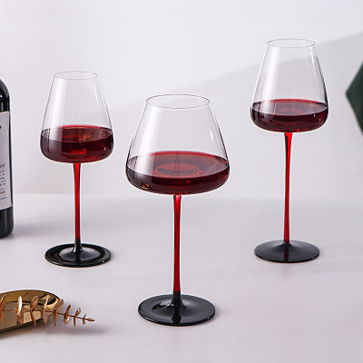 Huayirun ถ้วยแก้วไวน์แดงคริสตัลสไตล์นอร์ดิกโปร่งใสสูงเท้าแชมเปญบาร์ถ้วยไวน์ถ้วย Linguaimy