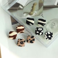 【YF】✟┋  Leopard print geometric square earrings velvet autumn and winter  luxury casual all-match for women