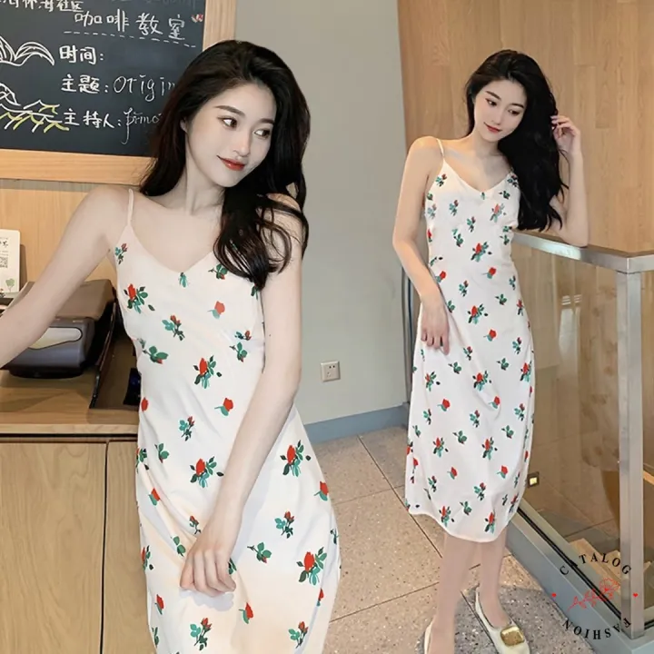 ꕥCatalog Fashionꕥ เดรสยาวคอวีสายเดี่ยวสีครีมเบจ ลายดอกกุหลาบเล็กๆ ผ้ายืดบางเบาใส่สบาย – No Brand – 2699485769_TH-9739306681 >>> 🇹🇭 Top1Thailand 🛒 >>> lazada.co.th 🇹🇭 🇹🇭 🇹🇭🛒🛍🛒