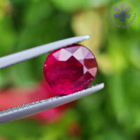 พลอยทับทิม 3.17 ct. (Natural Ruby) สีแดงอมม่วง รูปร่างไข่ ประกายเล่นไฟค่อนข้างดี พลอยเผาใหม่ เหมาะทำเครื่องประดับได้อย่างหลากหลาย พลอยแท้ 100%