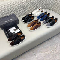 Zegna รองเท้าหนังรองเท้าบุรุษสีตัดกันสำหรับผู้ชายรองเท้าลำลองข้อต่ำ Sepatu Slip On ประกบเข้าได้หลายโอกาสน้ำหนักเบาเป็นพิเศษ