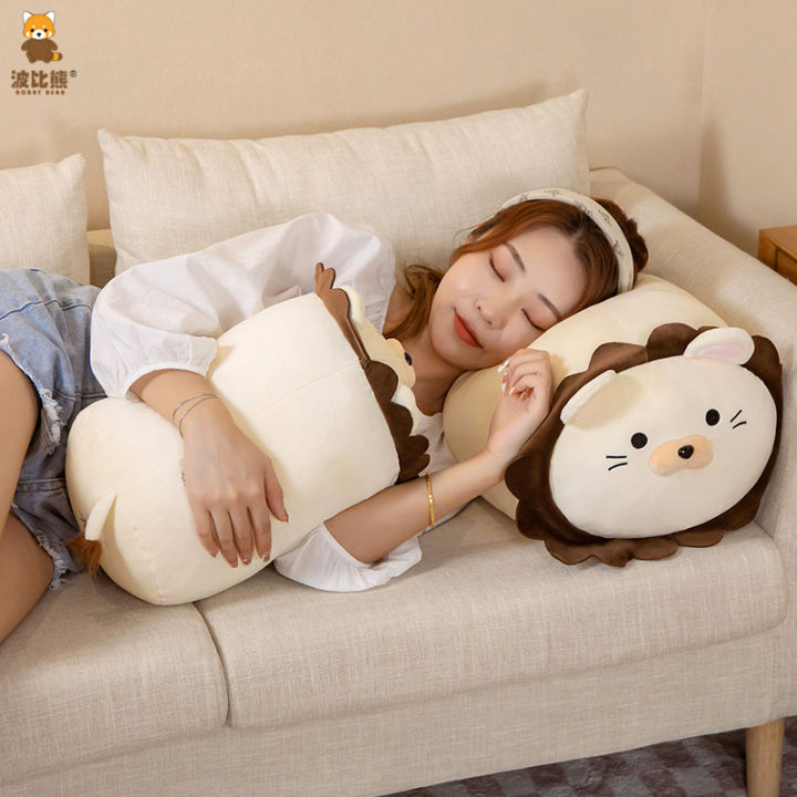 cod-บ๊อบบี้หมีน่ารักน่ารักน่ารักสร้างสรรค์ท่านอนตุ๊กตาสิงโตนุ่มหมอนกอดของเล่นตุ๊กตาเครื่องจับขนาดใหญ่