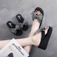 Clamp feet outside the han edition fashion sandals flip-flops female summer sweet thick wedge bottom seaside beach pinch cool slippers