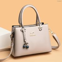 ?handbag branded กระเป๋าถือหนังนิ่มแฟชั่น 2022 ฤดูร้อนใหม่กระเป๋าถือใบเล็กของผู้หญิงวัยกลางคนกระเป๋าสะพายข้างเดียว