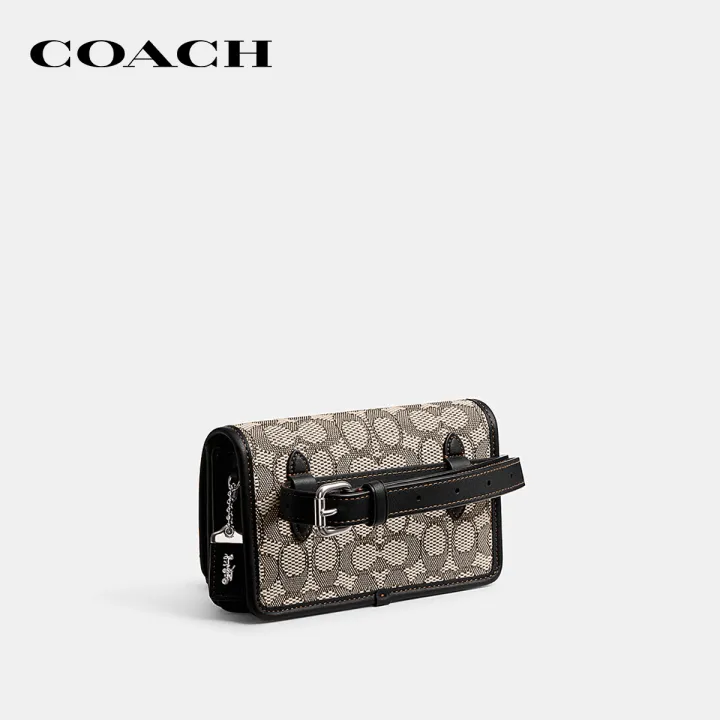 coach-กระเป๋าคาดเอว-กระเป๋าคาดอกผู้หญิงรุ่น-bandit-belt-bag-in-signature-jacquard-สีดำ-cj810-lhuw7