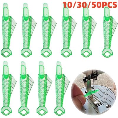 ♧✢ 10/30/50PCS Fish Type Sewing Automatic Needle Inserter Quick Wire Loop Needle Threader DIY Sewing Craft Needle Threader Tools