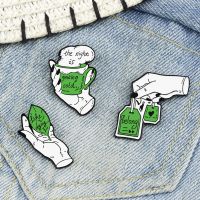 【cw】 Brooches Individually Packaged Fragrant Leaves Enamel Pins Punk Gesture Badges Jewelry for