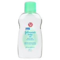 1 get 1 freeJohnson Baby Oil Aloe Vitamim E 200ml.