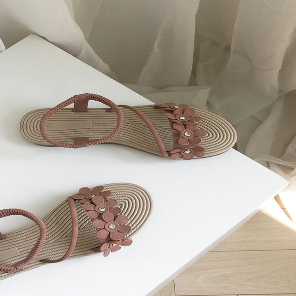 ccomccomshoes-narin-banding-wedge-hill-sandals-3-cm-these-are-light-and-comfortable-sandals-that-are-good-to-wear-in-the-summer