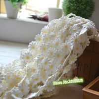 [HOT!] 15 yards/lot Hot Style Chain Little Marguerite Lace Trim Embroidery Ribbon Water Soluble Small Flower Lace Skirt Decorative