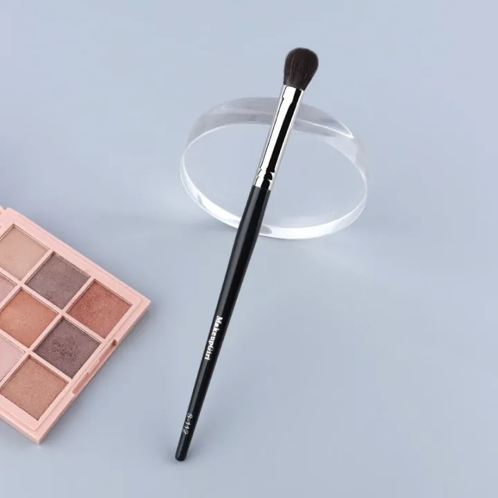 high-end-original-charm-girl-s112-large-eyeshadow-brush-fine-shiny-front-wool-base-color-brush-smudge-eye-makeup-brush