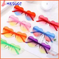 HESUOI ผู้ใหญ่และผู้ใหญ่ เลนส์ไล่ระดับสี สีลูกอมสี ที่บังแดด แว่นตากันแดดรูปหัวใจ แว่นตารูปหัวใจ แว่นกันแดดสำหรับงานเลี้ยง