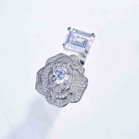 LUCKY DOLL Camellia Gem Ring Full Diamond เจดีย์ High Carbon Diamond Emerald High-End Cut Square Diamond Female Ring