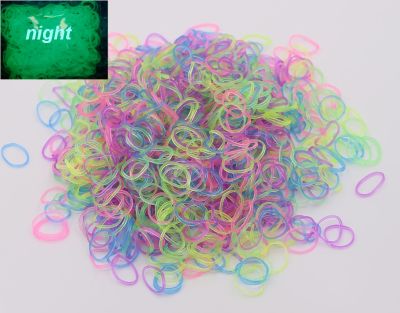 200Pcs DIY New Luminous Rubber Loom Bands Bracelets For Lovers Friendship Hand Bangles Fluorescent Night Glowing Rubber Band Wri