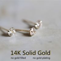 GOLDtutu 14K ต่างหูคริสตัลสีทองมินิ Dainty ของขวัญสไตล์เรียบง่ายขนาดเล็กต่างหูสำหรับเครื่องประดับสตรี