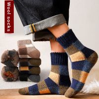 {Xiansheng clothing} Chaussettes Chaudes D 39; Hiver En Laine Mérinos Pour Hommes Chaussettes Chauffantes À Carreaux Britanniques Serviette Joyeuse Nouveauté