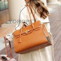 ๑◘► 2022 New Leather Breathable Portable Go Out Cat and Dog Pet Bag Shoulder Hand Fashion Brown for 7.5kg Carrier