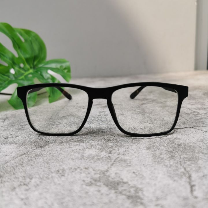 แว่นตาคลิปล็อคแม่เหล็ก-เปลี่ยนได้ถึง-5-เลนส์-พร้อมกระเป๋าใส่แว่น-เท่ห์แบบเปลี่ยนสไตล์ได้ทุกวัน-ใส่ได้กับทุกชุด