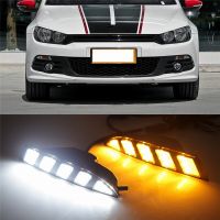 2ชิ้นสำหรับโฟล์คสวาเก้นรุ่น Scirocco 2011 2012 2013 2014 2015 LED DRL ไฟวิ่งเวลากลางวันไฟสัญญาณเลี้ยวสีเหลืองสำหรับขับรถตอนกลางวัน