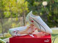 Puma Womens Ultra Unitmit Library FG/AG สตั๊ดพูม่า รองเท้ากีฬาชาย รองเท้าฟุตบอลผู้ชาย สีขาวครีม ลายดอก รุ่นใหม่