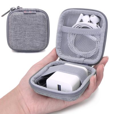 Portable Earphone Carry Case Protection Hard Case Bag Holder for SD TF Card Headphone Earbuds iPod Flash Drive and Cable