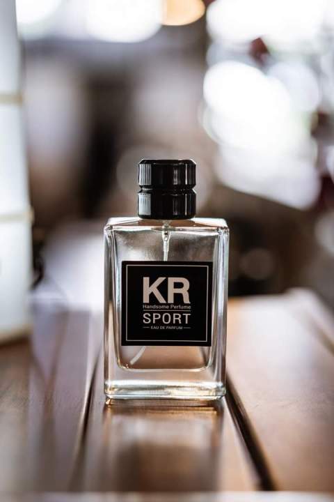 น้ำหอมผู้ชาย-kr-handsome-perfume-ขวดใหญ่100ml-น้ำหอมที่ผู้ชายตามหาหัวเชื้อนำเข้าจากฝรั่งเศษ