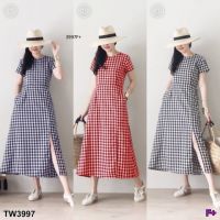 B3997 แม็กซี่เดรส ยาว งานผ้าทอลายสก็อตผ่าหน้า Long maxi dress, front slit plaid fabric work.