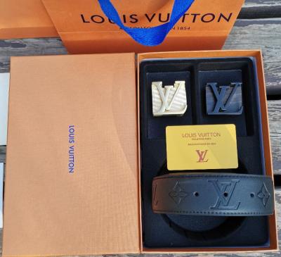 เข็มขัดLVสไตล์คลาสสิกพร้อมกล่องของขวัญ,เข็มขัดLouis Vuitton 2หัวเข็มขัดสำหรับผู้ชายและผู้หญิงเข็มขัดที่ดีที่สุด