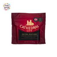 Cathedral City Our Extra Mature Cheddar 200g คาธีดรัล ซิตี้ เชดดาร์ มันสำปะหลัง 200 กรัม