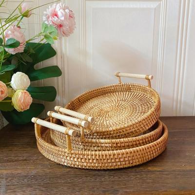 Wicker Fruit Tray Round Rattan Storage Basket Tray With Wooden Handle Bread Fruit Cake Food Plate Serving Tray for Home Furniture Protectors Replaceme