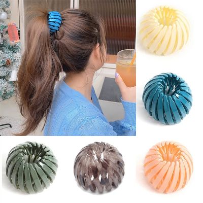 New Fashion Women Bun Hair Clip Ponytail Holder Elastic Hair Claw Horsetail Buckle Bud Hair Clip Donut Bun Updo Maker Gift
