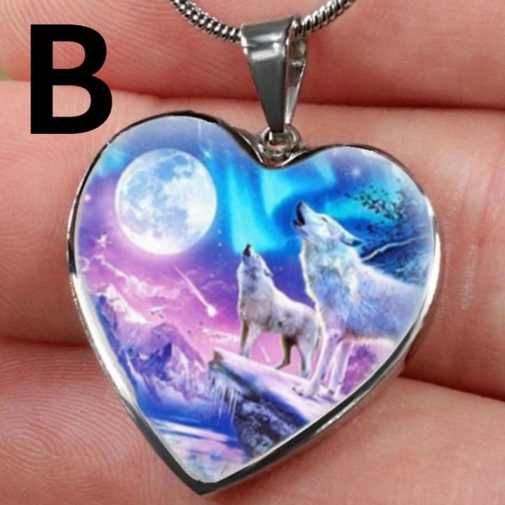 personality-ladies-fashion-income-wolf-pendant-necklace-heart-shape-crystal-animal-jewelry-anniversary-birthday-party-gift