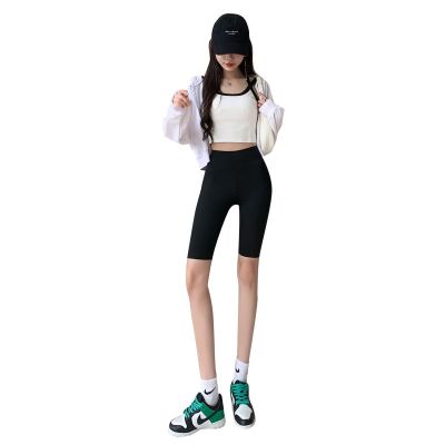 The New Uniqlo summer thin shark shorts high waist breathable five-point leggings womens solid color seamless all-match short sports pants