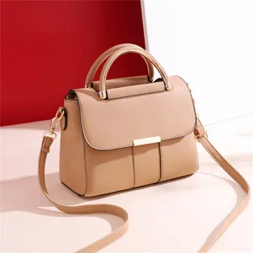 We offer a wide range of repliaca bags replica shoes and replica clothing   Bags Lv handbags Chanel handbags classic