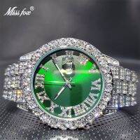 ⌚2023นาฬิกาผู้ชายสีแดง MISSFOX สุดหรูกำไลข้อมือฮิปฮอปแฟนซีนาฬิกาข้อมือสำหรับผู้ชายเต็มรูปเพชรกันน้ำนาฬิกาข้อมือคู่รักกำหนดโลโก้ได้