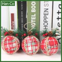 Han-Co จี้ตกแต่งลูกบอลประดับต้นคริสต์มาสคริสต์มาสจำลอง3ชิ้น8ซม.,ผ้าลายสก๊อตสีแดงของประดับแขวนตกแต่งบ้านงานปาร์ตี้คริสต์มาส
