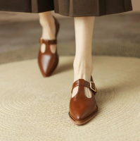 Huilm รองเท้าส้นสูงผู้หญิงส้นสูง3ซม.,รองเท้า Mary Jane ส้นหนาปลายแหลมสไตล์เกาหลีรองเท้าหนังขนาดเล็กแฟชั่นลำลองสีน้ำตาลหรูหราสำนักงานมืออาชีพรองเท้าส้นสูง