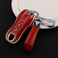 dvvbgfrdt Auto Shell Fob For Porsche 971 Cayenne Macan Panamera 4 2018 2021 2022 GTS Turbo 4S Soft TPU Car Key Case Cover Keychain Keyring