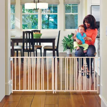 60 inch baby shop gate with door