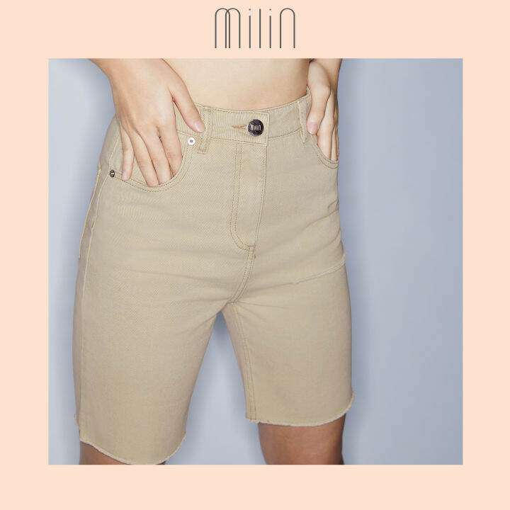 milin-high-rise-with-belt-hoops-denim-กางเกงยีนส์ขาสั้น-bermuda-slit-shorts-beige