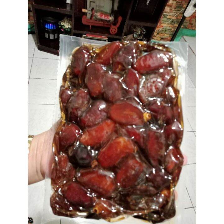 Dates Miracle fruit from Saudi Arabia 1kg ( Exp. 7/2024 Lazada PH