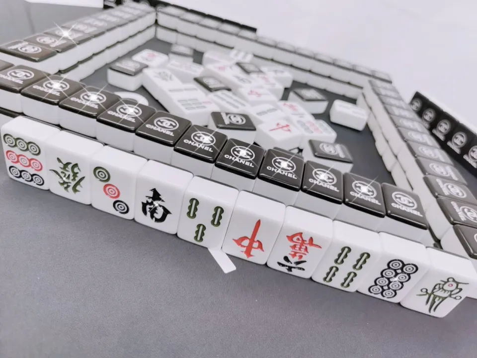 It's CHANNEL, Not CHANEL Mahjong Set