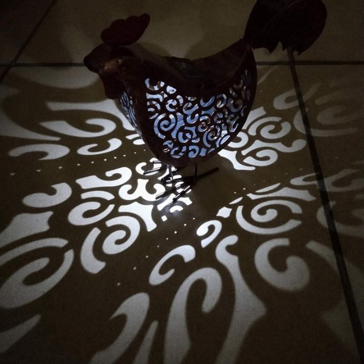 solar-metal-scroll-rooster-garden-sculpture-3-d-rooster-statue-lantern-lights-table-outdoor-solar-light-art-decor