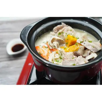 Japanese Soy Milk Hot Pot (Tonyu Nabe)