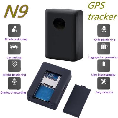 N9 J09เครื่องมือค้นหา GPS ขนาดเล็กอุปกรณ์อุปกรณ์ตรวจจับตำแหน่งแบบยาวเครื่องบันทึกเสียงรถให้เด็กรุ่นเก่าเครื่องติดตาม GPS มินิจีเอสเอ็มอุปกรณ์ดักฟังเสียง