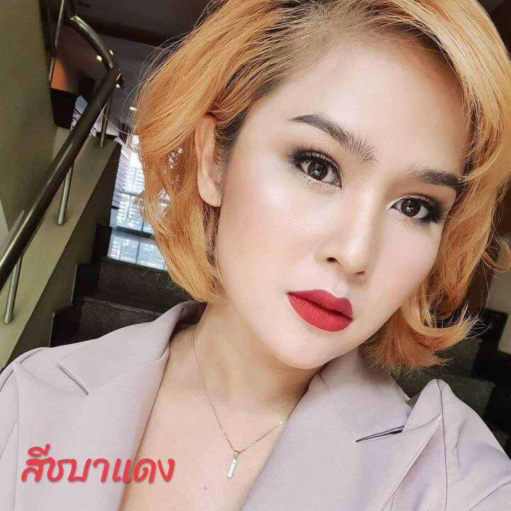 มีปลายทาง-น้อยลิปแมท-สีชบาแดง-noy-lip-matte-ลิปน้อย-ลิปสติก-ลิปแมท-ลิป-ติดทน-กันน้ำ-ริมฝีปากชุ่มชื้น-ไม่แห้ง-ไม่ลอก-ไม่ขุย