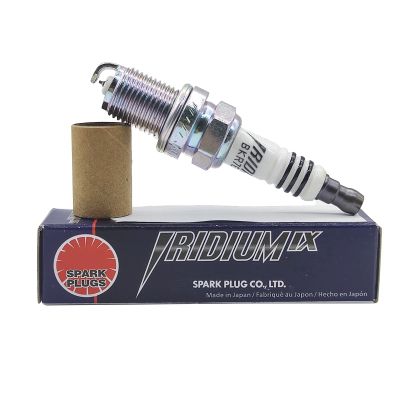 【YF】 4pcs Iridium spark plug BKR7EIX FOR 2667 IK22 AGPR902P TP392A GSP2044 K7RTI GREAT WALL hover h5 h6  Polaris Porsche Audi Quattr